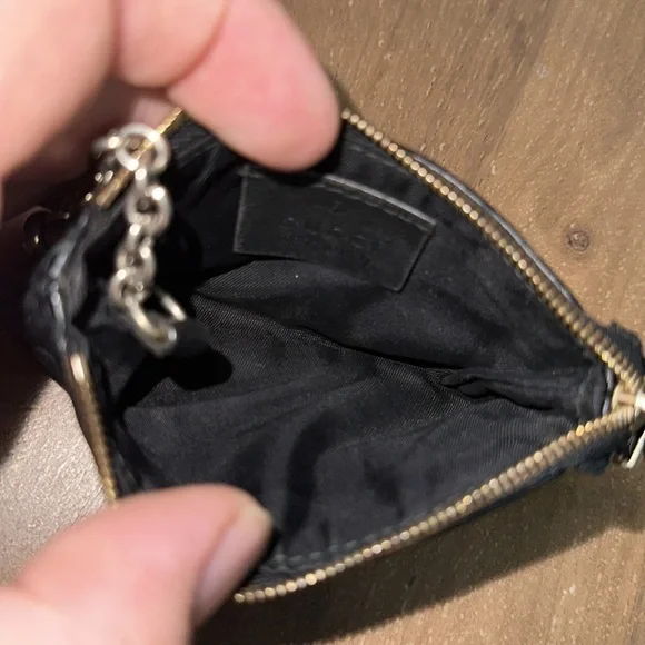 Gucci Guccissma leather embossed key chain coin wallet holder - Picture 7 of 10